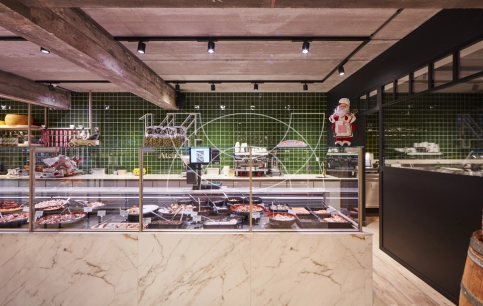 Bistro 144